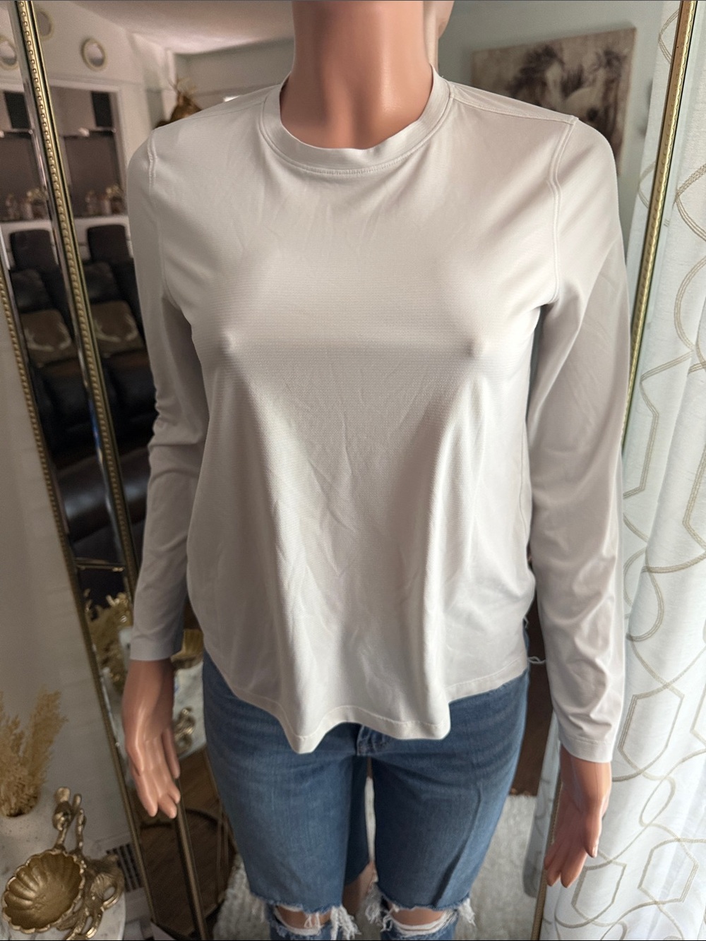 lululemon athletica Long Sleeve Crew Top in Light Gray
